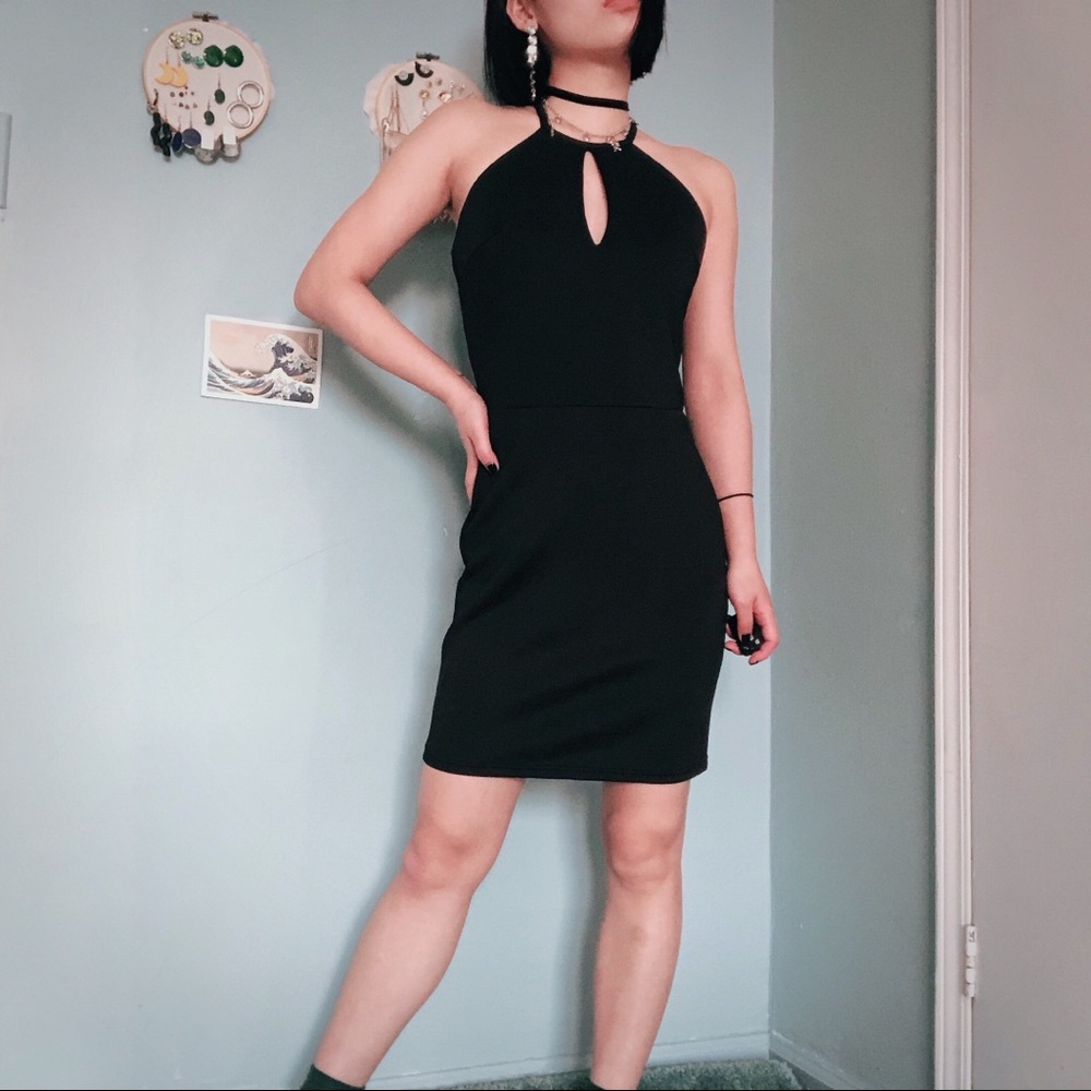✨American Apparel Little Back Dress w/ BK Detail ✨